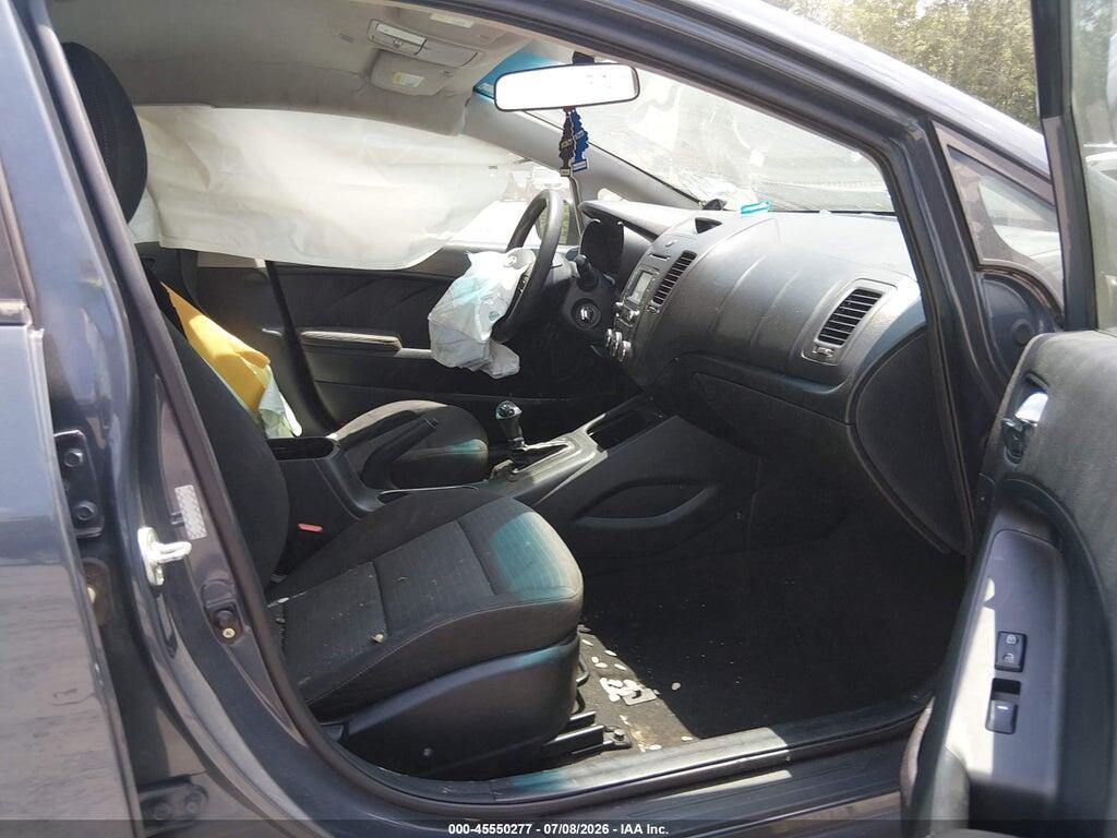KNAFX4A63G5520798 2016 KIA FORTE photo no. 5