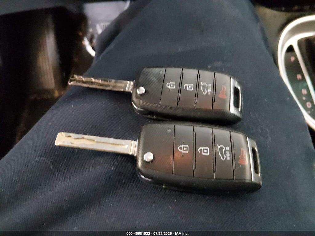 KNDJP3A52H7449274 2017 KIA SOUL photo no. 11