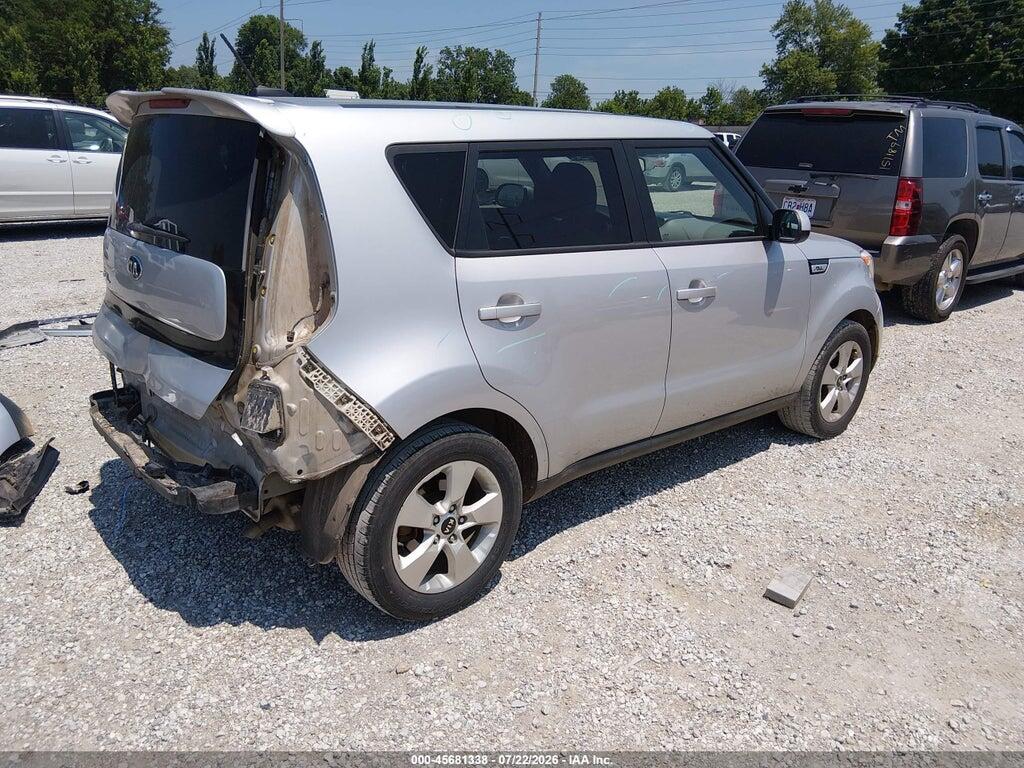 KNDJN2A27H7427776 2017 KIA SOUL photo no. 4