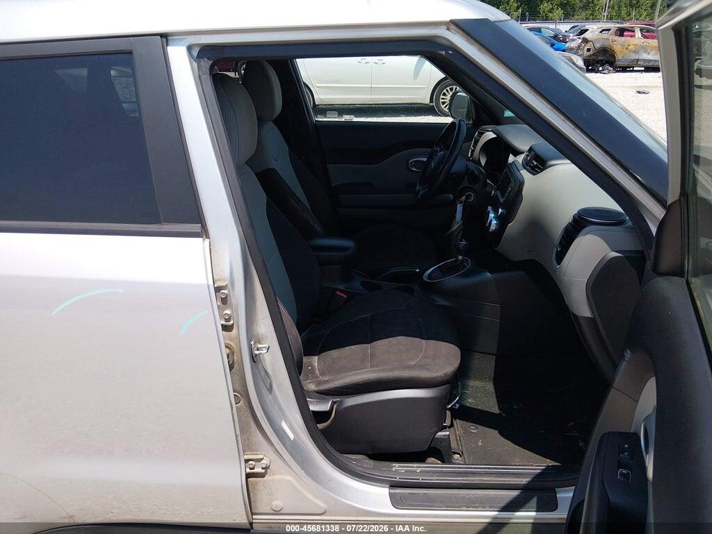 KNDJN2A27H7427776 2017 KIA SOUL photo no. 5