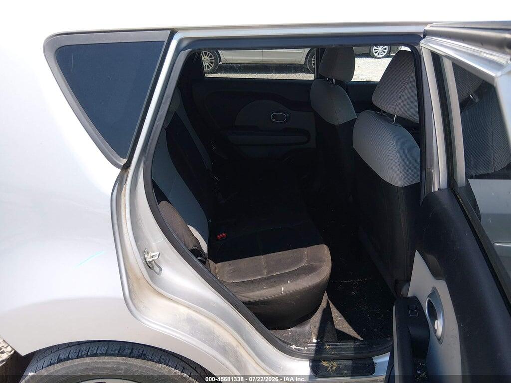 KNDJN2A27H7427776 2017 KIA SOUL photo no. 8