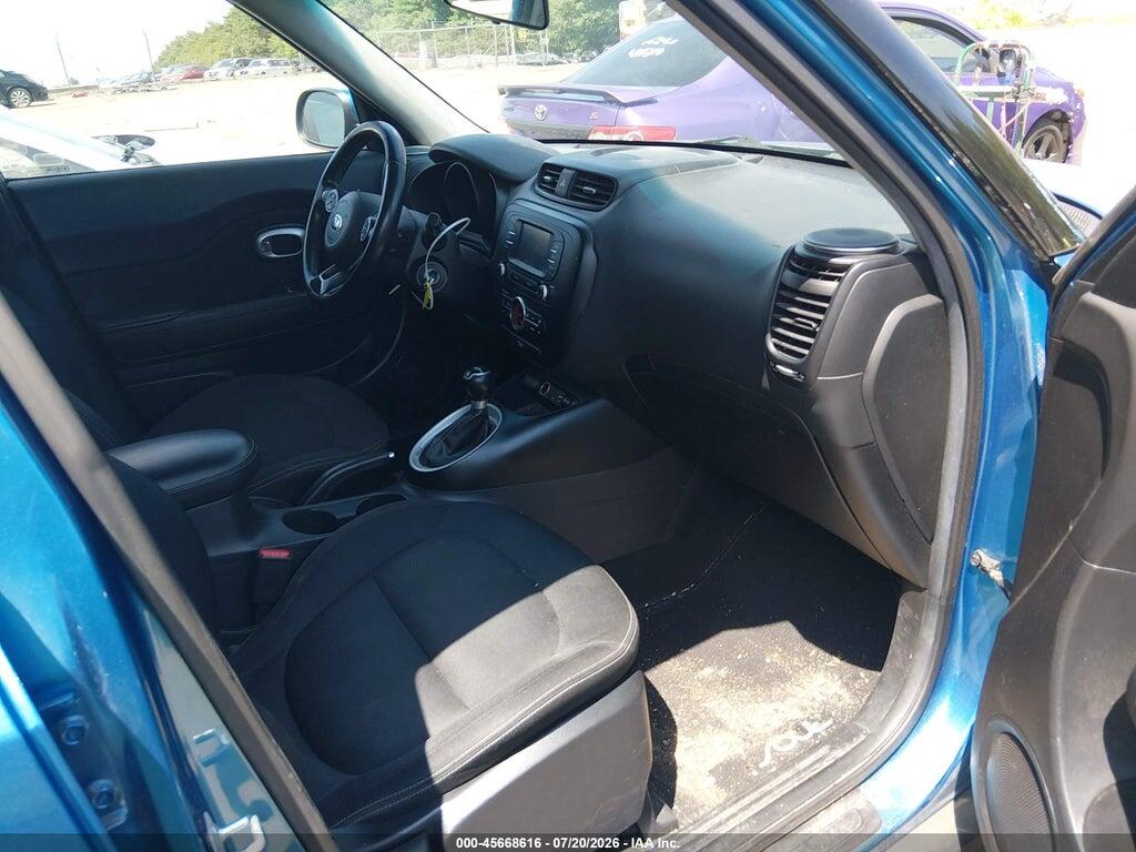 KNDJP3A53H7489072 2017 KIA SOUL photo no. 5