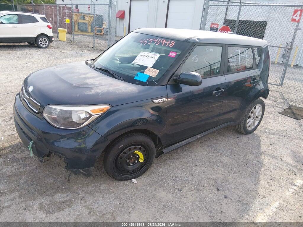 KNDJP3A53H7422892 2017 KIA SOUL photo no. 2