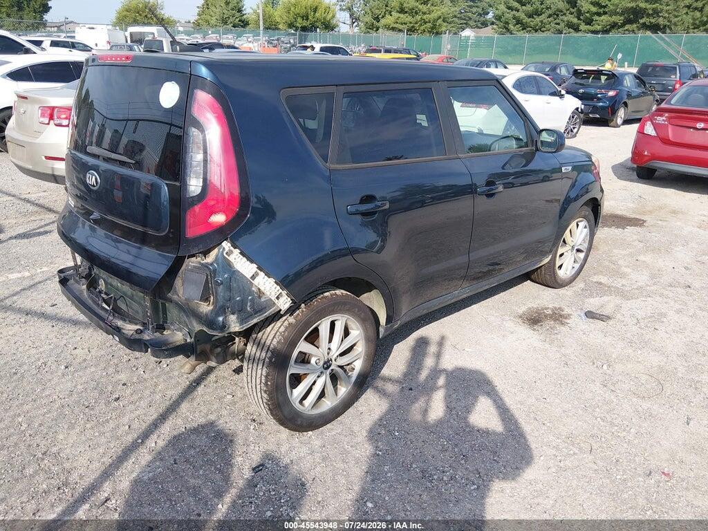 KNDJP3A53H7422892 2017 KIA SOUL photo no. 4