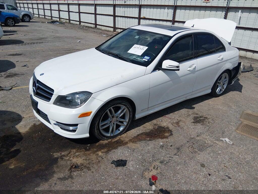 WDDGF4HB8EA950978 2014 MERCEDES-BENZ C 250 photo no. 2