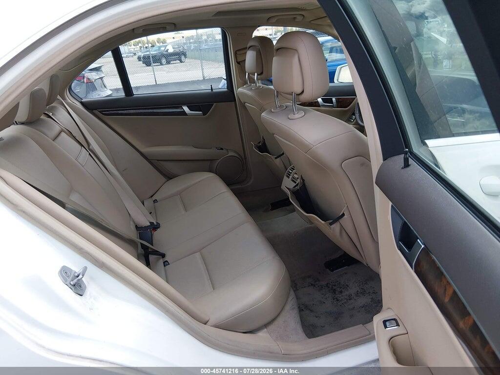 WDDGF4HB0EA937271 2014 MERCEDES-BENZ C 250 photo no. 8