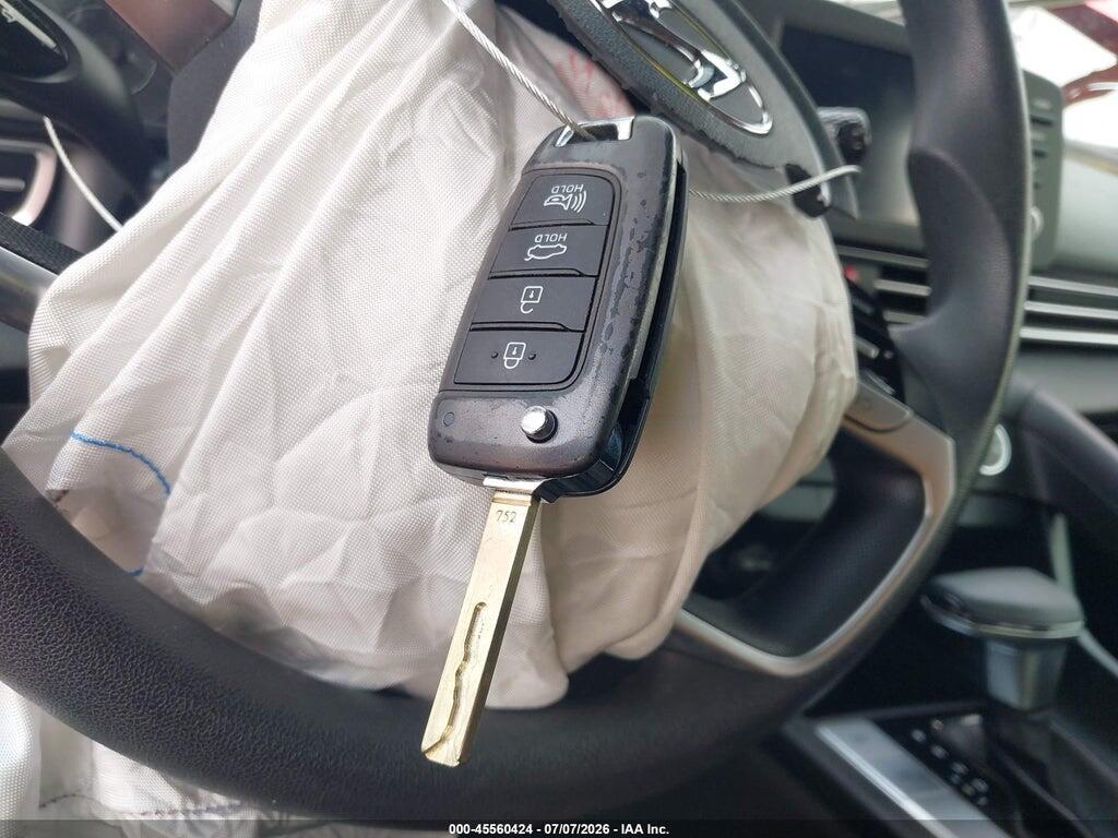 5NPLL4AG6MH036985 2021 HYUNDAI ELANTRA photo no. 11