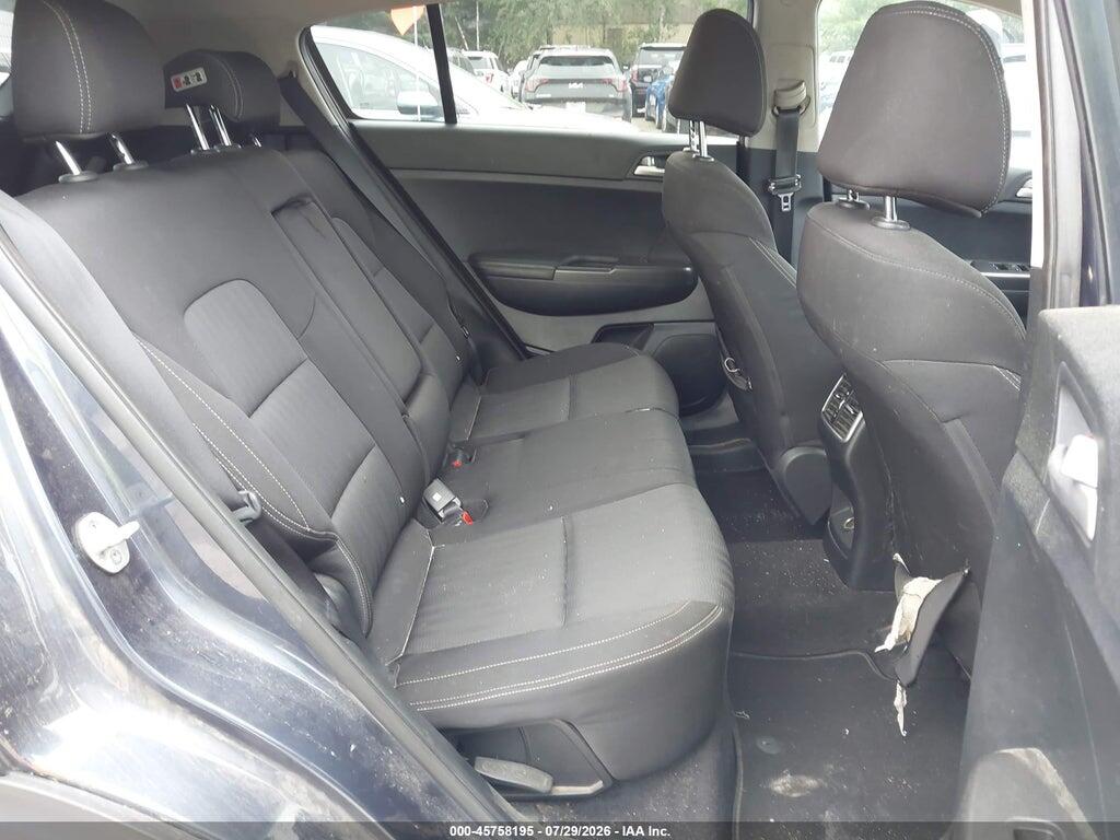 KNDPMCACXH7121389 2017 KIA SPORTAGE photo no. 8