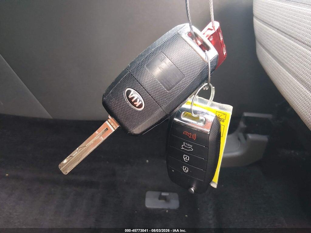 KNDPMCAC9H7238302 2017 KIA SPORTAGE photo no. 11