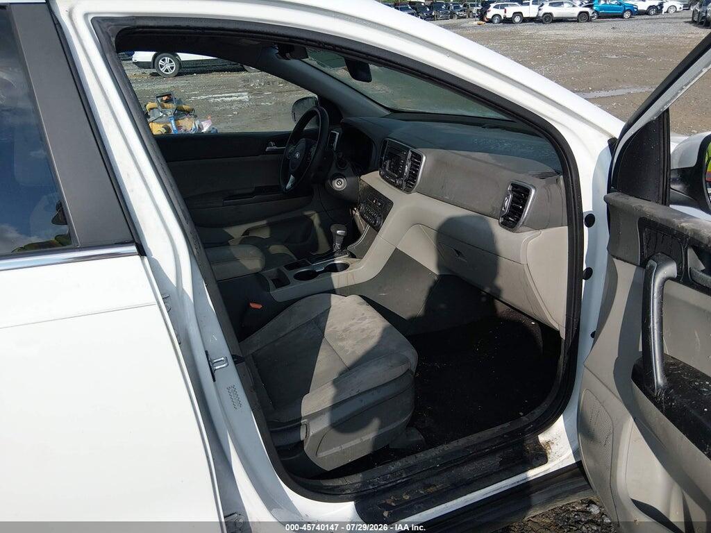 KNDPMCAC4H7152797 2017 KIA SPORTAGE photo no. 5