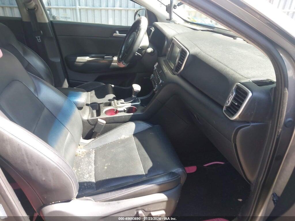 KNDPNCAC3H7105838 2017 KIA SPORTAGE photo no. 5
