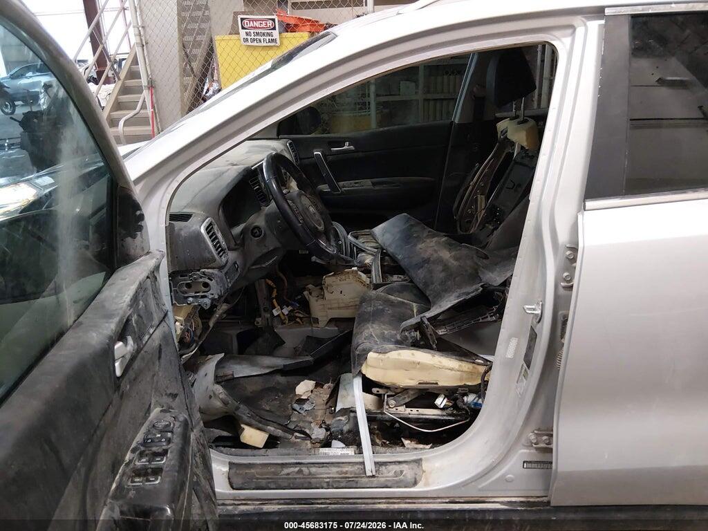 KNDPN3AC8H7220502 2017 KIA SPORTAGE photo no. 5