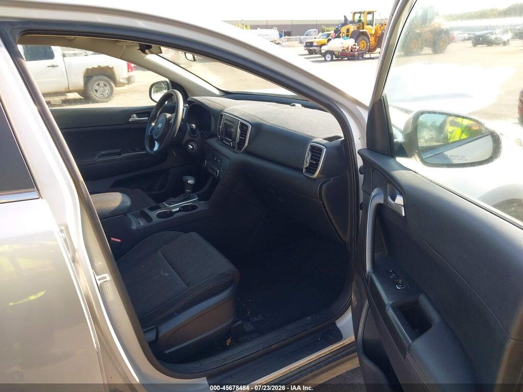 KNDPMCAC3H7225139 2017 KIA SPORTAGE photo no. 5