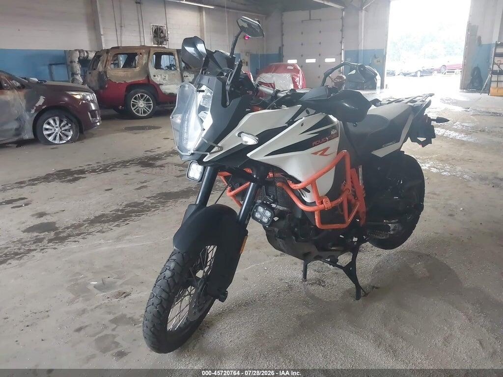 2017 KTM 1090 VBKV49404HM978898