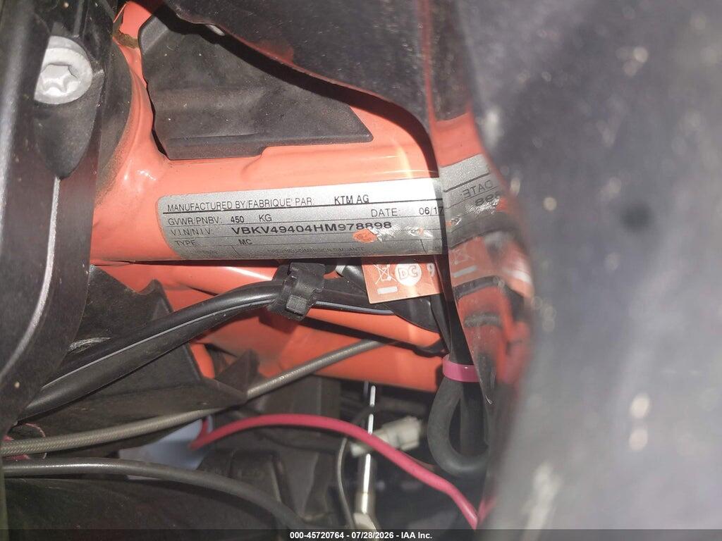 VBKV49404HM978898 2017 KTM 1090 photo no. 10