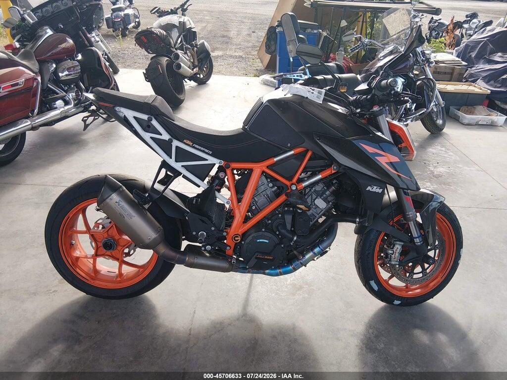 VBKV39406HM961118 2017 KTM 1290 photo no. 12