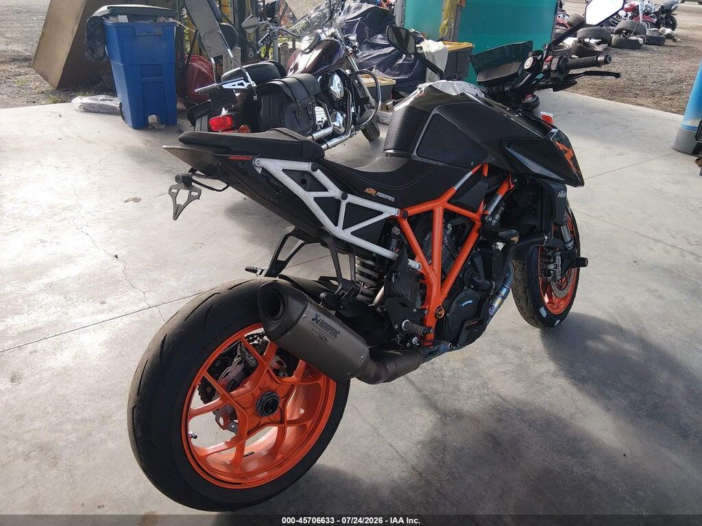 VBKV39406HM961118 2017 KTM 1290 photo no. 4