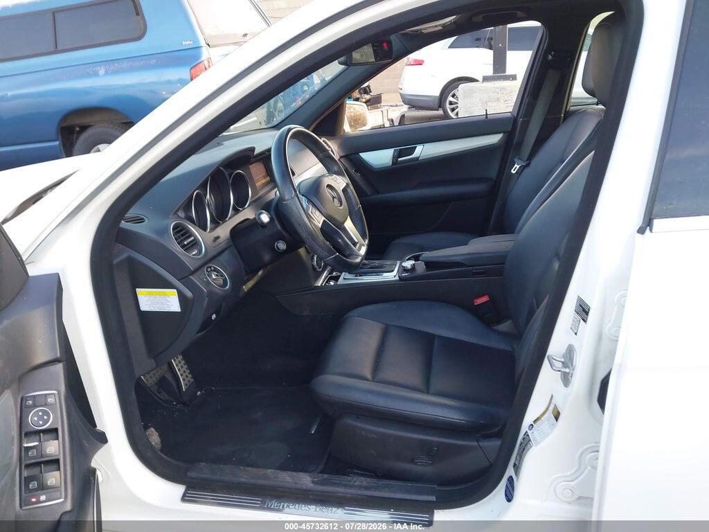 WDDGF4HB0EA914461 2014 MERCEDES-BENZ C 250 photo no. 5