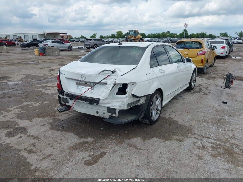 WDDGF4HB7EA954164 2014 MERCEDES-BENZ C 250 photo no. 4