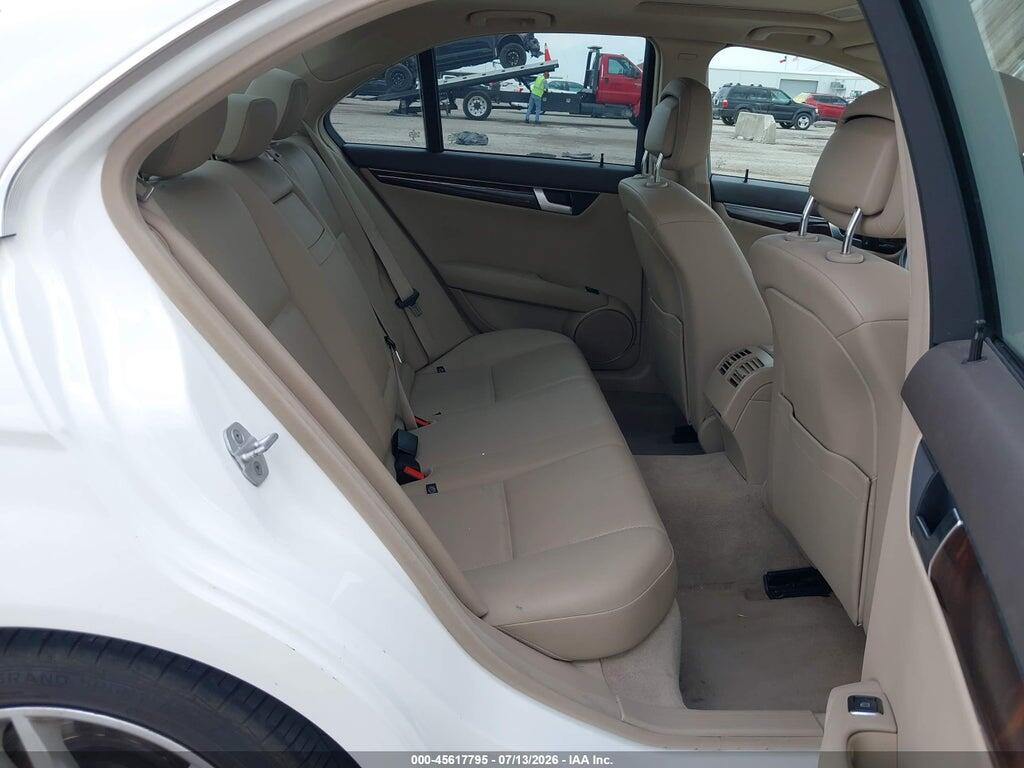 WDDGF4HB7EA954164 2014 MERCEDES-BENZ C 250 photo no. 8