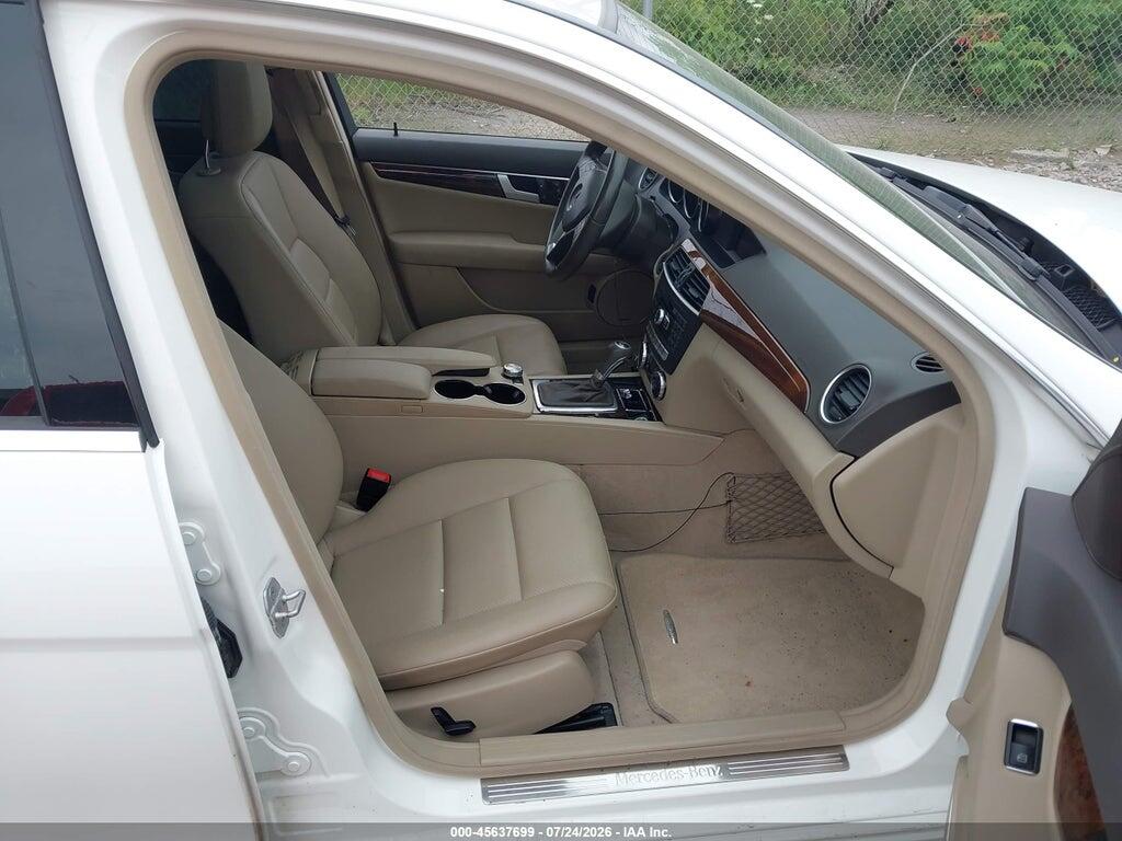 WDDGF8AB2EG163054 2014 MERCEDES-BENZ C 300 photo no. 5