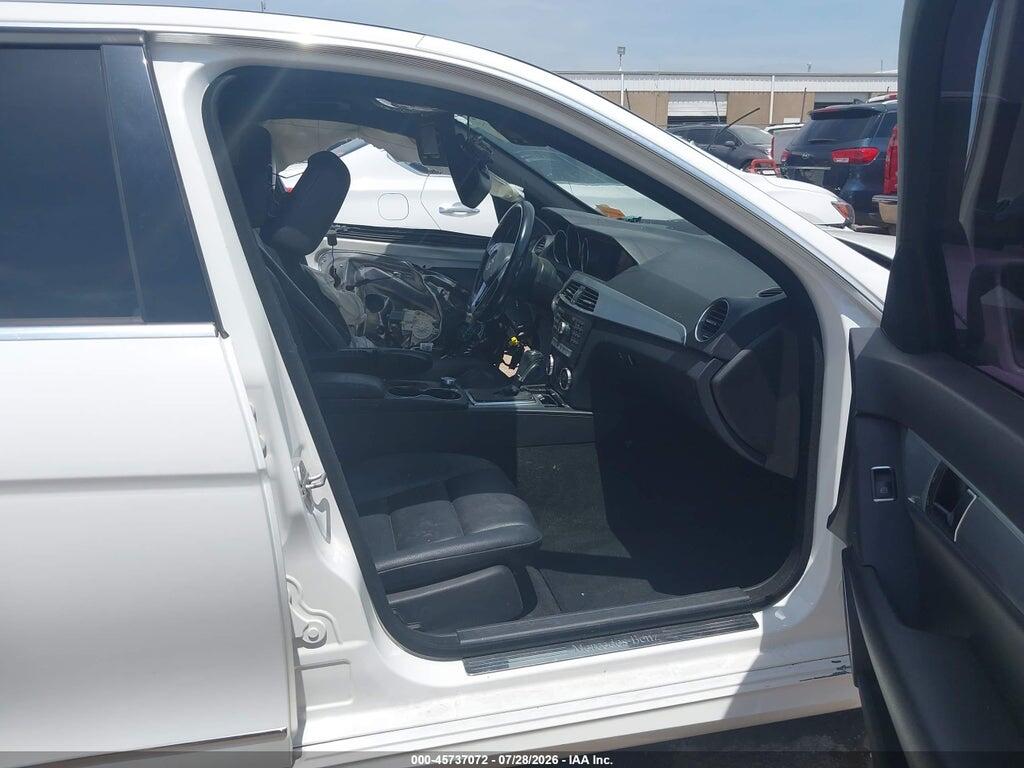 WDDGF8AB3EA946726 2014 MERCEDES-BENZ C 300 photo no. 5