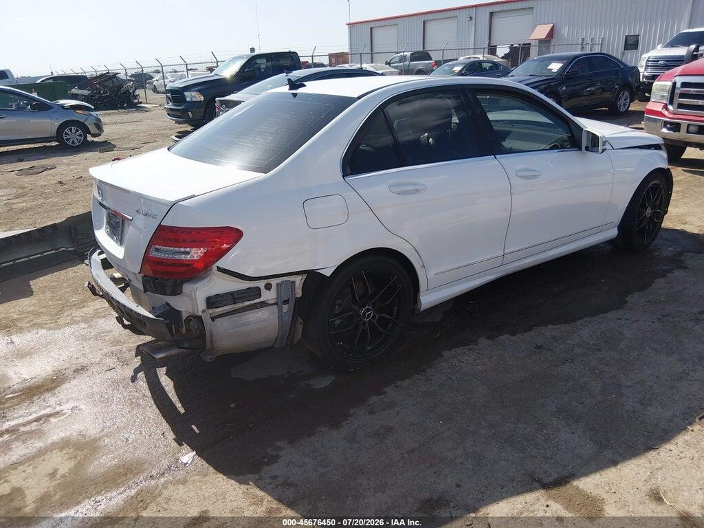 WDDGF8AB8EA941778 2014 MERCEDES-BENZ C 300 photo no. 4