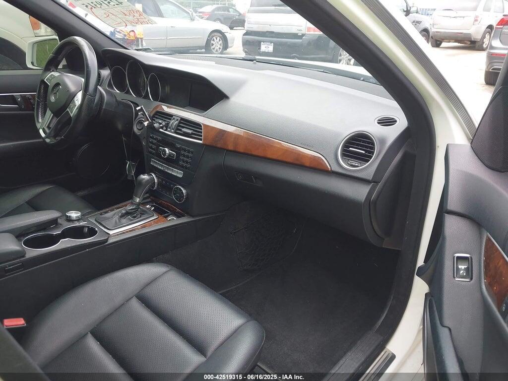 WDDGF8AB6EA960992 2014 MERCEDES-BENZ C 300 photo no. 5