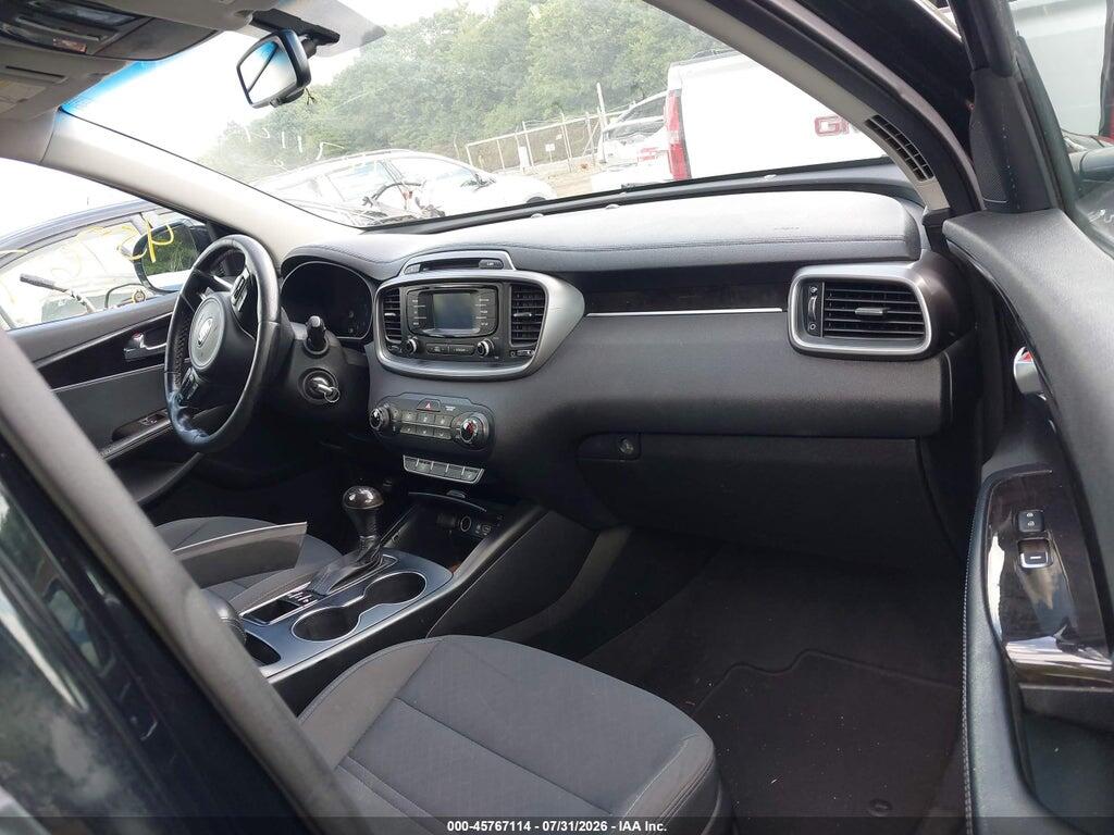 5XYPGDA30GG024863 2016 KIA SORENTO photo no. 4