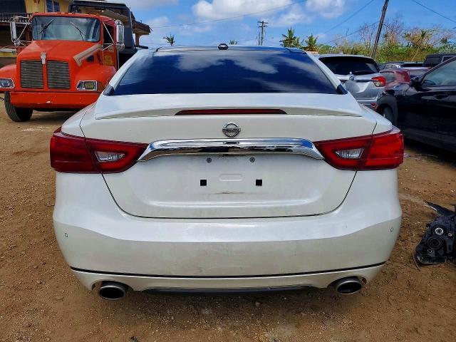 2017 NISSAN MAXIMA PLATINUM — Фото 6 из 12