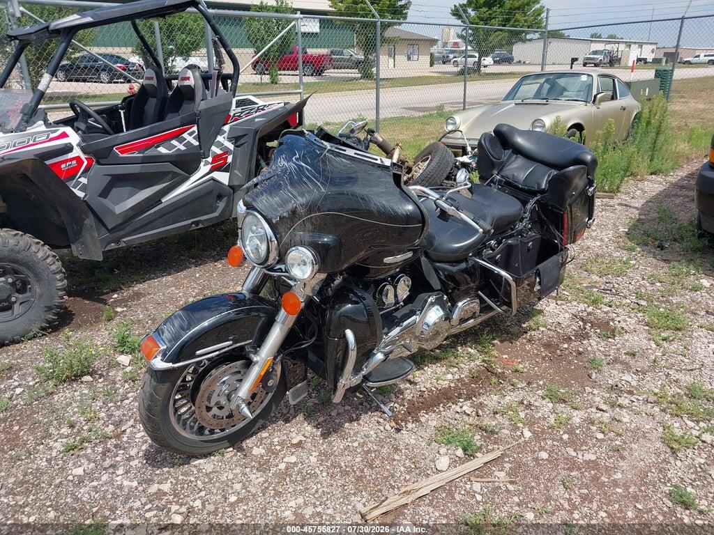 1HD1KEM1XBB669185 2011 HARLEY-DAVIDSON FLHTK photo no. 2