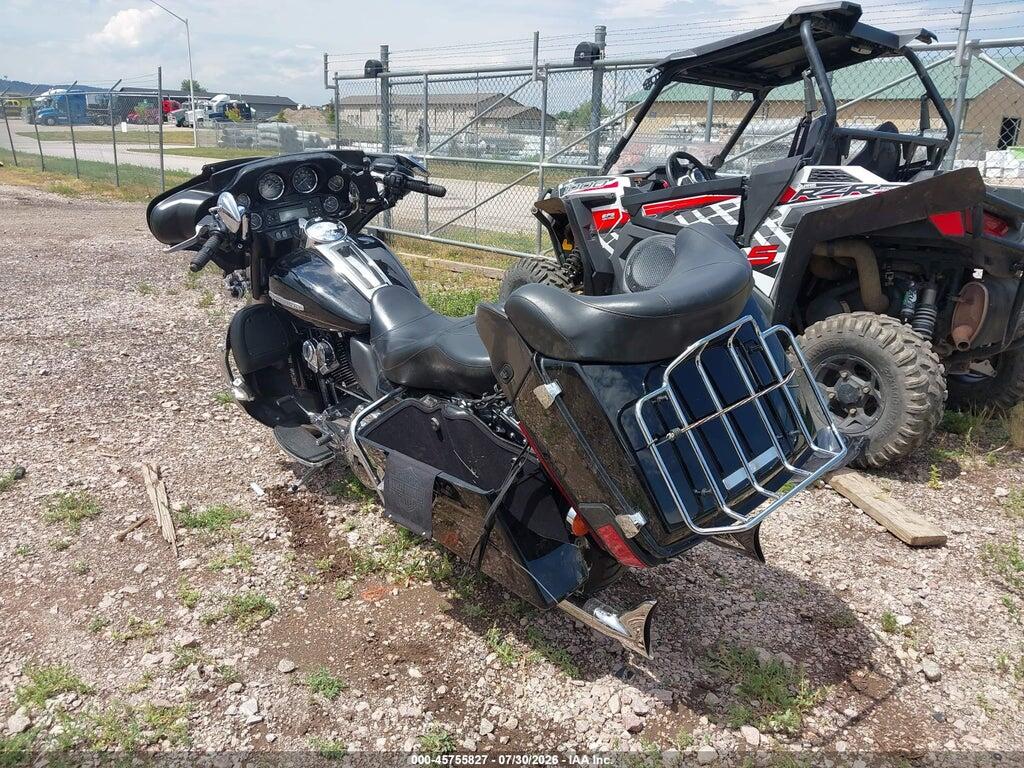 1HD1KEM1XBB669185 2011 HARLEY-DAVIDSON FLHTK photo no. 3