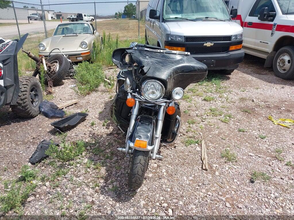 1HD1KEM1XBB669185 2011 HARLEY-DAVIDSON FLHTK photo no. 5