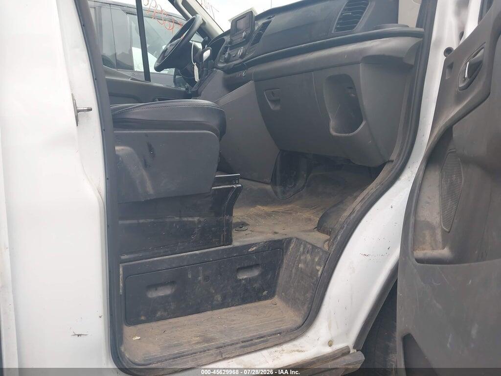 1FTBR2C86RKA07628 2024 FORD TRANSIT-250 photo no. 6