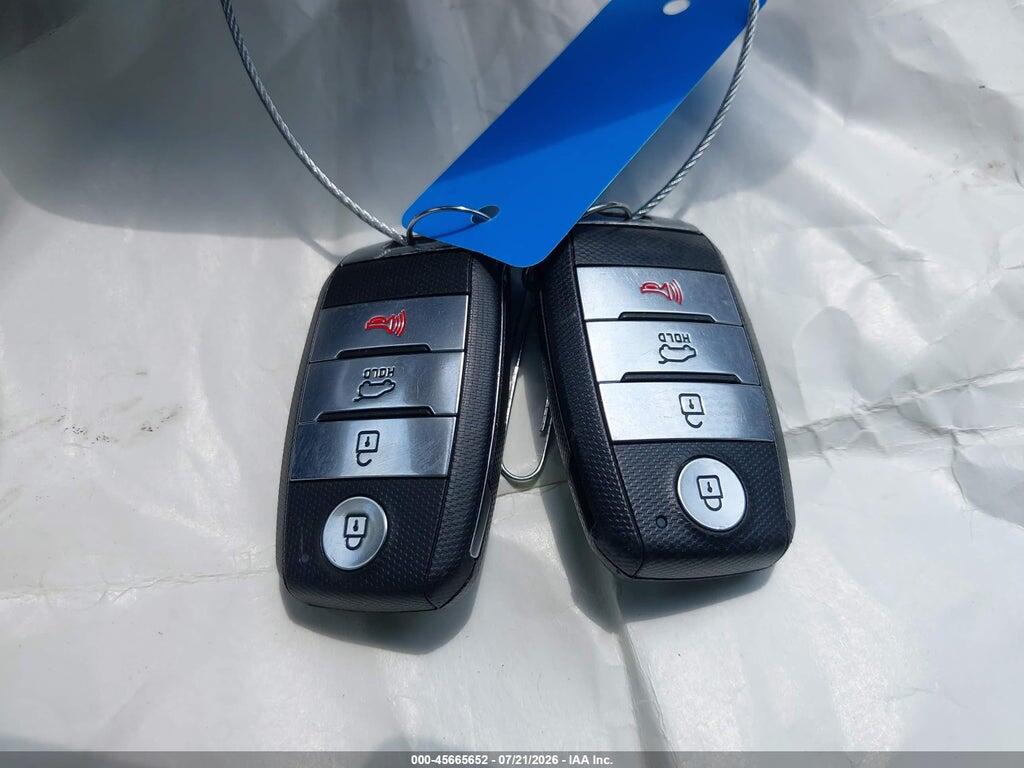 5XYPHDA55GG041785 2016 KIA SORENTO photo no. 11