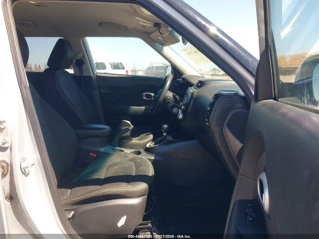 KNDJP3A50G7819782 2016 KIA SOUL photo no. 5