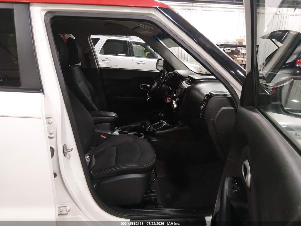 KNDJP3A50G7302532 2016 KIA SOUL photo no. 5
