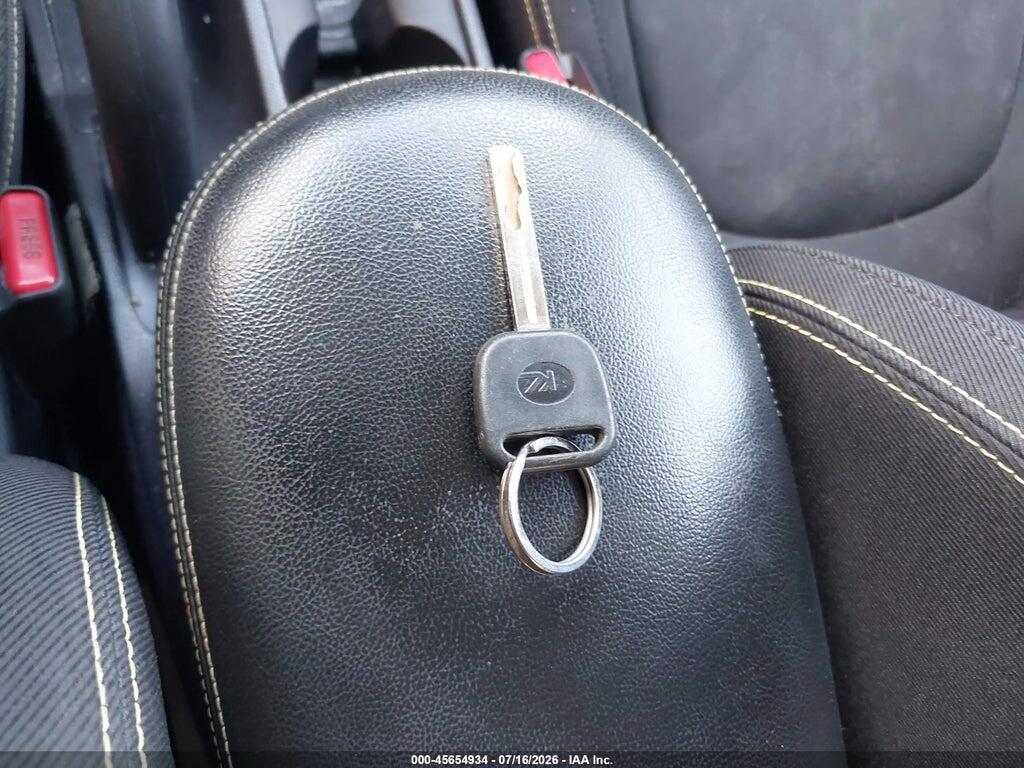 KNDJP3A55G7275988 2016 KIA SOUL photo no. 11