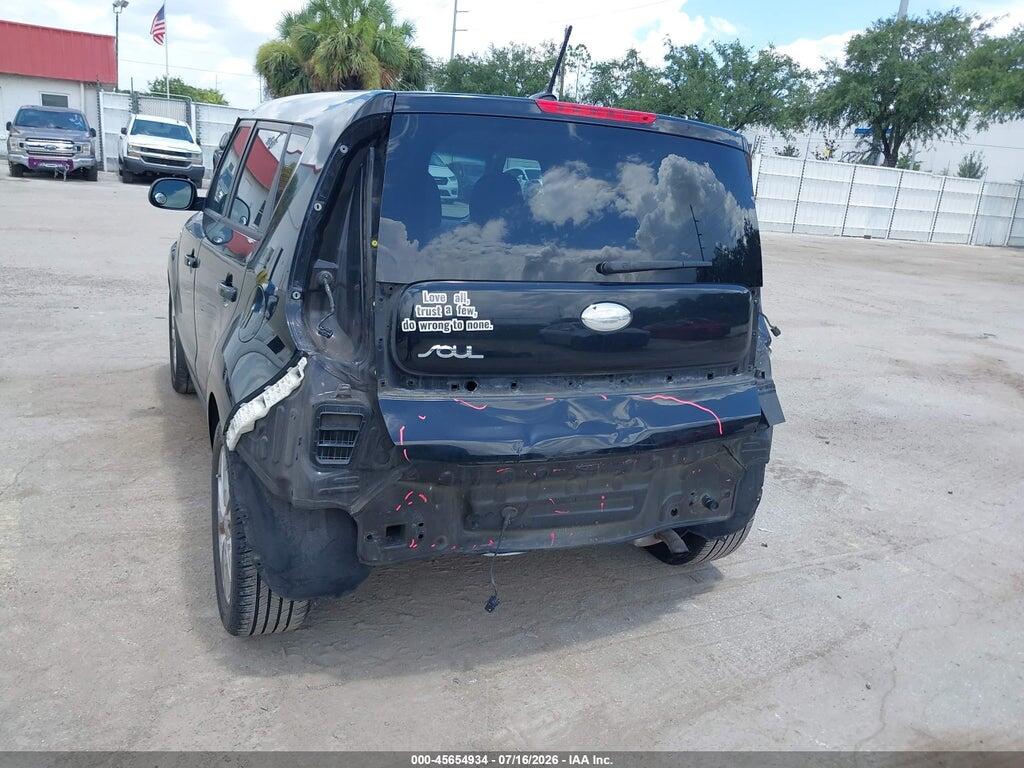 KNDJP3A55G7275988 2016 KIA SOUL photo no. 6