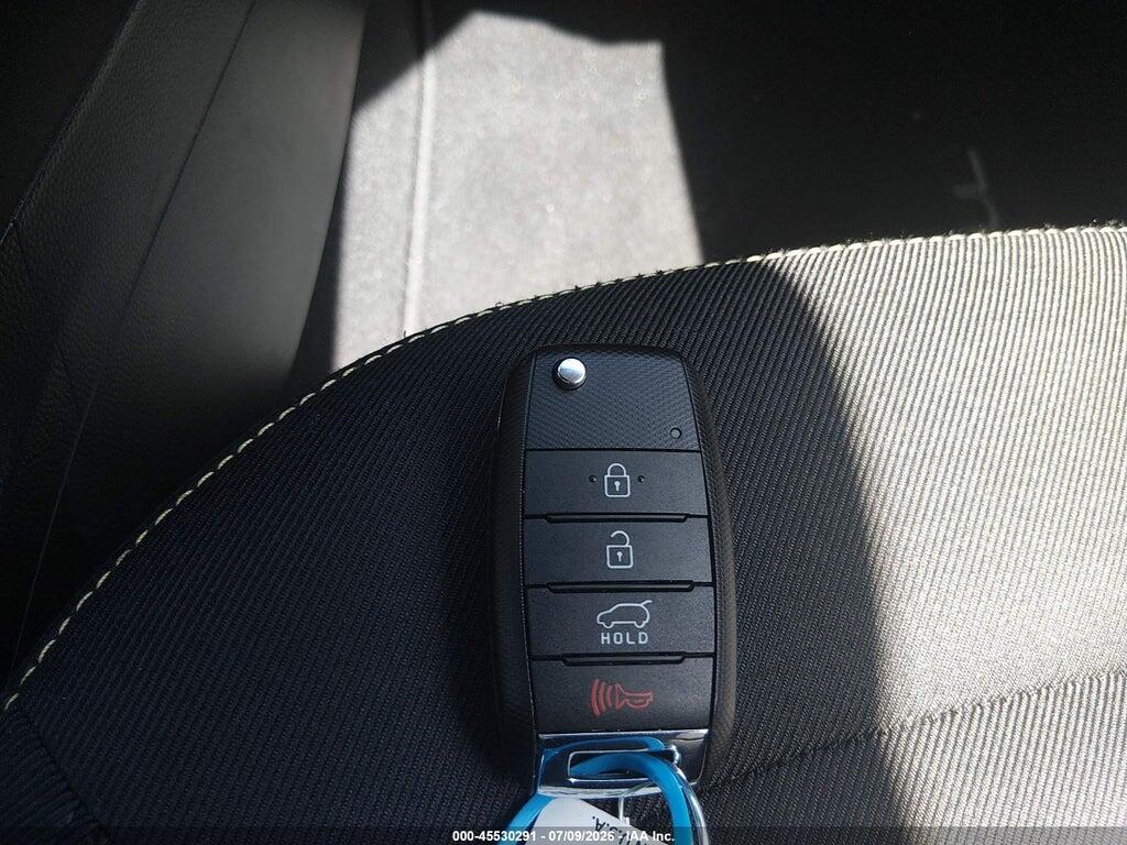 KNDJP3A56G7247276 2016 KIA SOUL photo no. 11