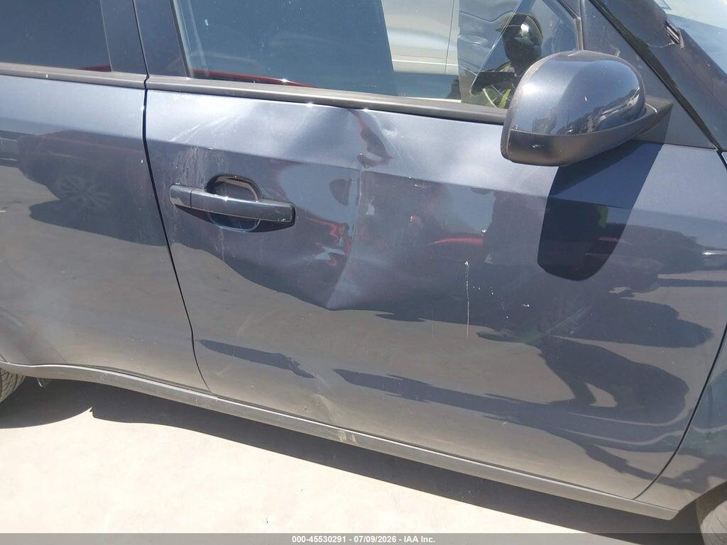 KNDJP3A56G7247276 2016 KIA SOUL photo no. 6