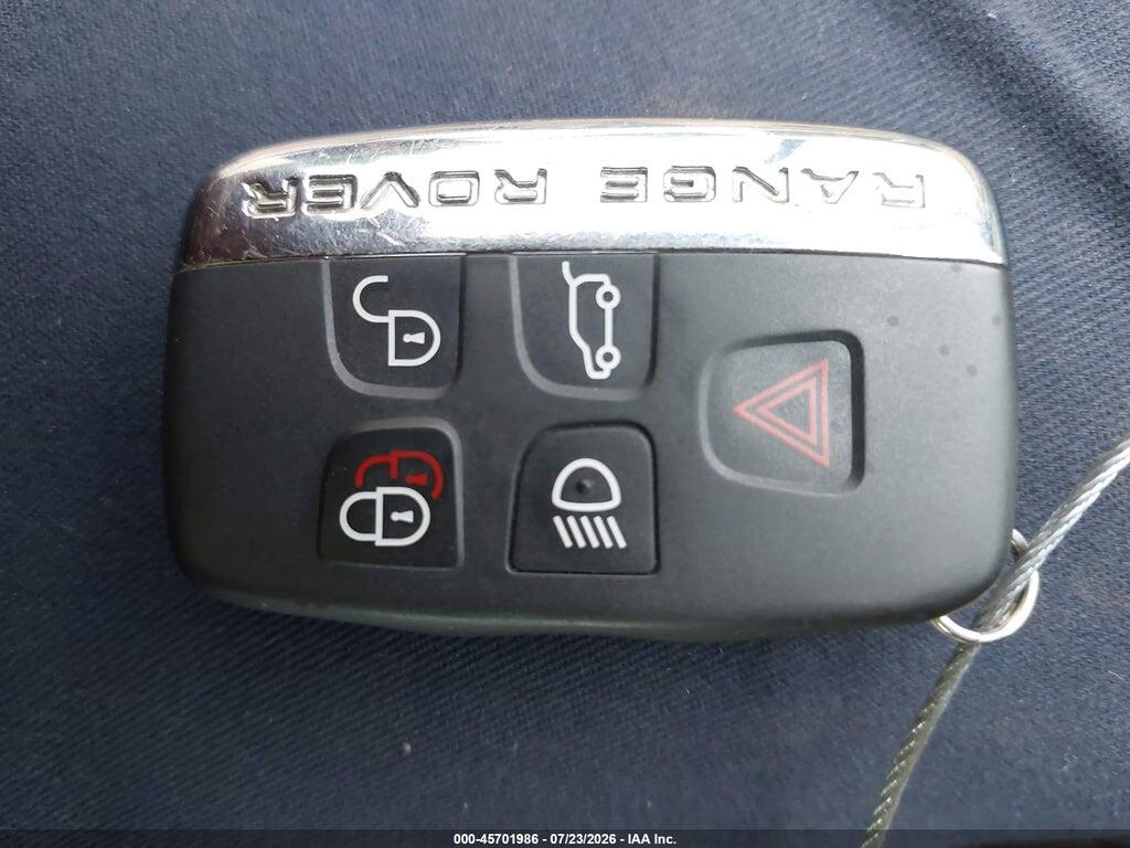 SALVP2BG3HH234792 2017 LAND ROVER RANGE ROVER EVOQUE photo no. 11