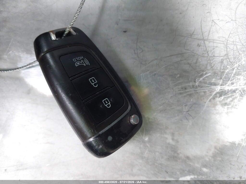 KMHRB8A32MU075477 2021 HYUNDAI VENUE photo no. 11