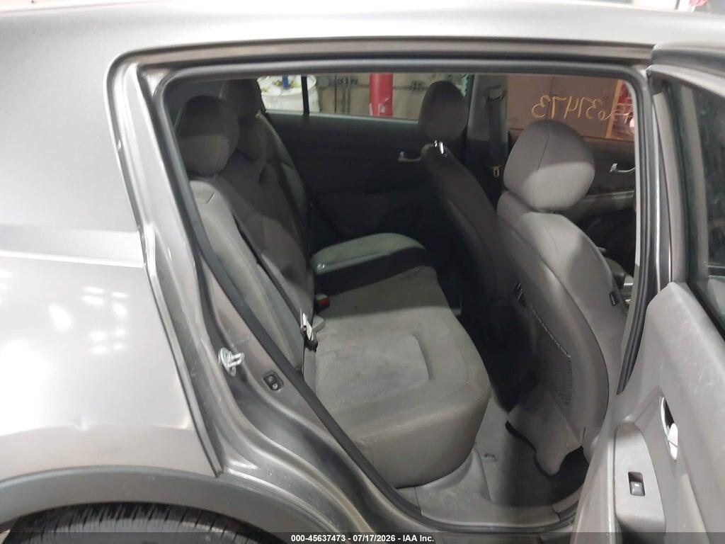 KNDPBCACXG7821367 2016 KIA SPORTAGE photo no. 8