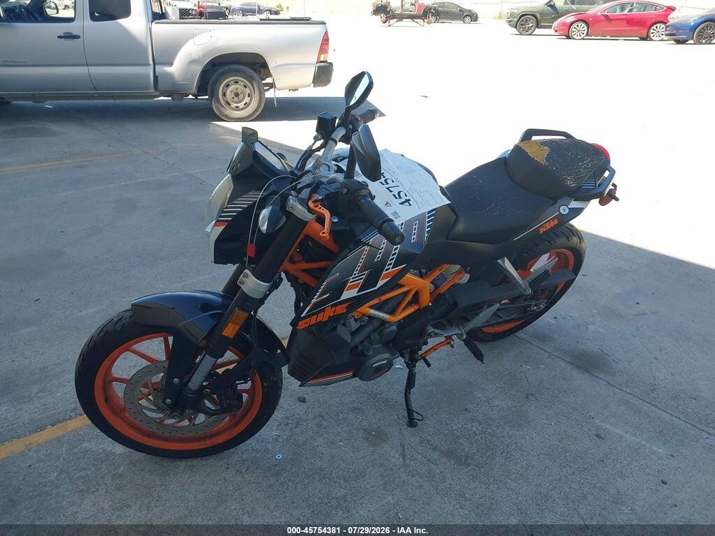 MD2JGJ401GC273239 2016 KTM RC 390 photo no. 2