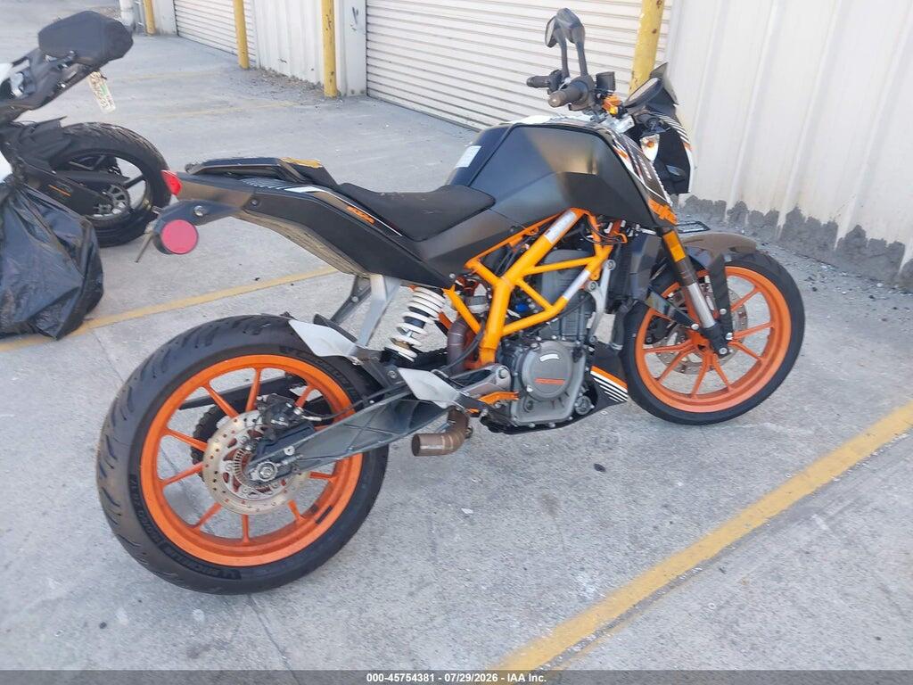MD2JGJ401GC273239 2016 KTM RC 390 photo no. 4
