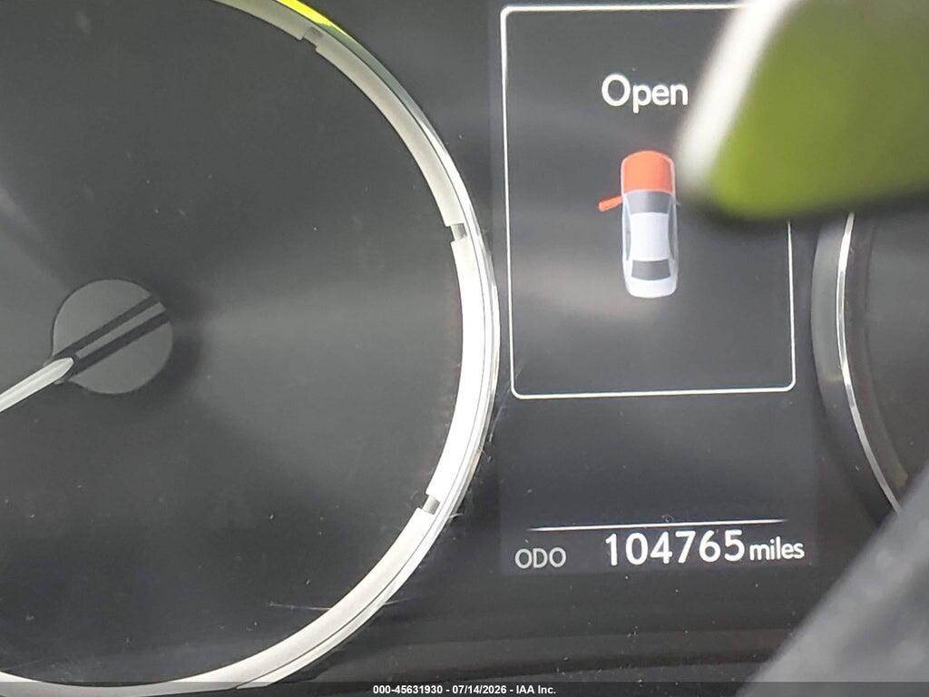 JTHBA1D22H5053416 2017 LEXUS IS 200T photo no. 7