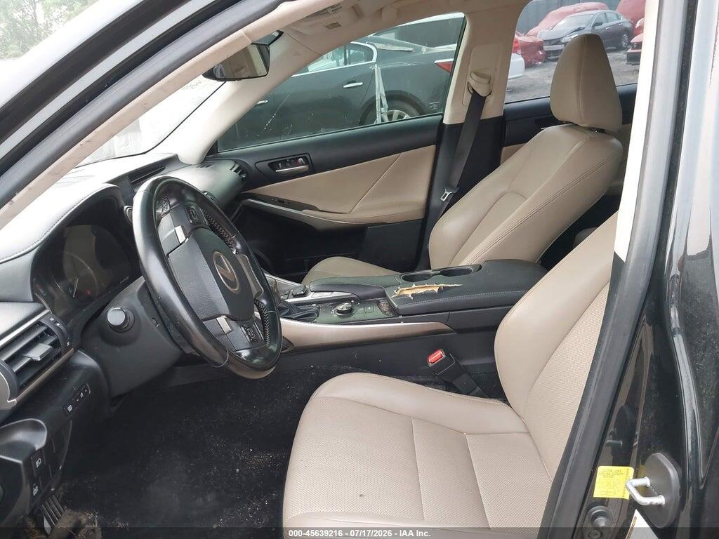 JTHCM1D22H5016412 2017 LEXUS IS 300 photo no. 5