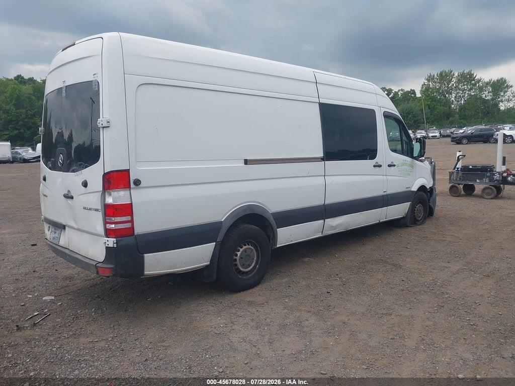 WD3PE8DC4E5910550 2014 MERCEDES-BENZ SPRINTER 2500 photo no. 4