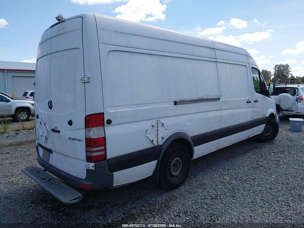 WD3PE8DE9E5899174 2014 MERCEDES-BENZ SPRINTER 2500 photo no. 4
